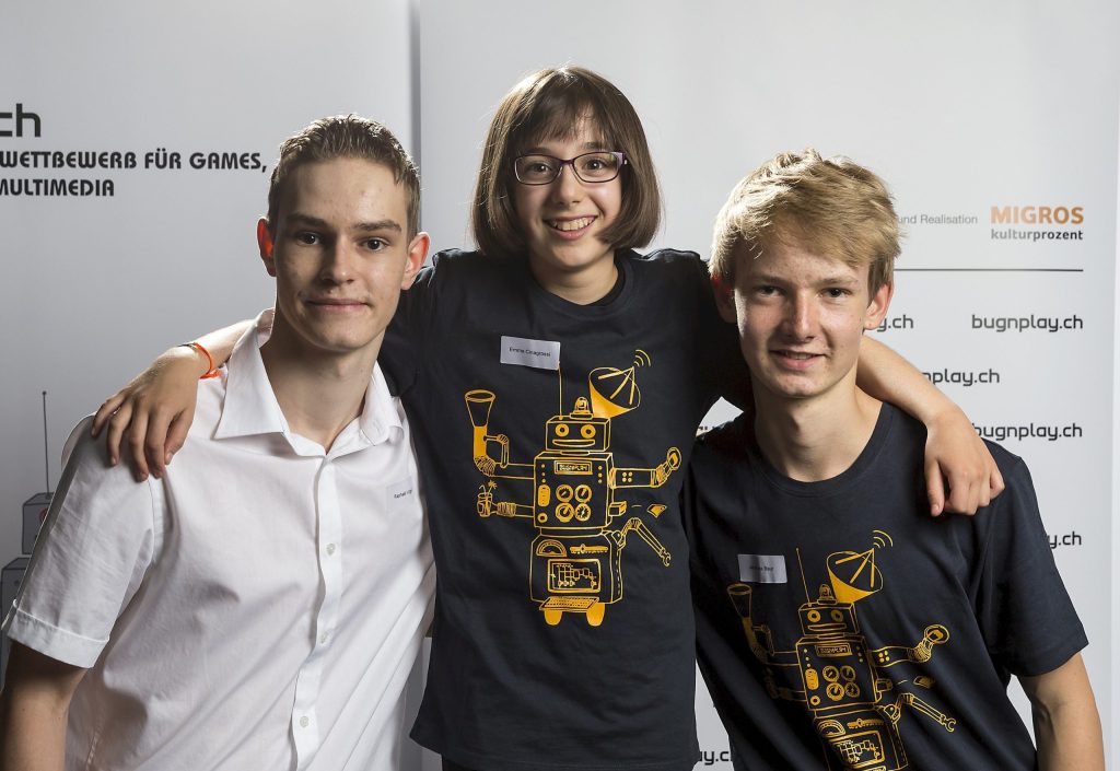 I tre vincitori: da sinistra Raphael Vögeli («Seniors»), Emma Cinagrossi («Kids») e Jeremias Bauer («Juniors») (Percento Culturale Migros)