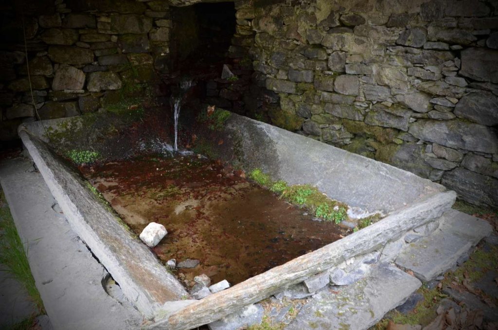Lavatorio dell'acqua calda