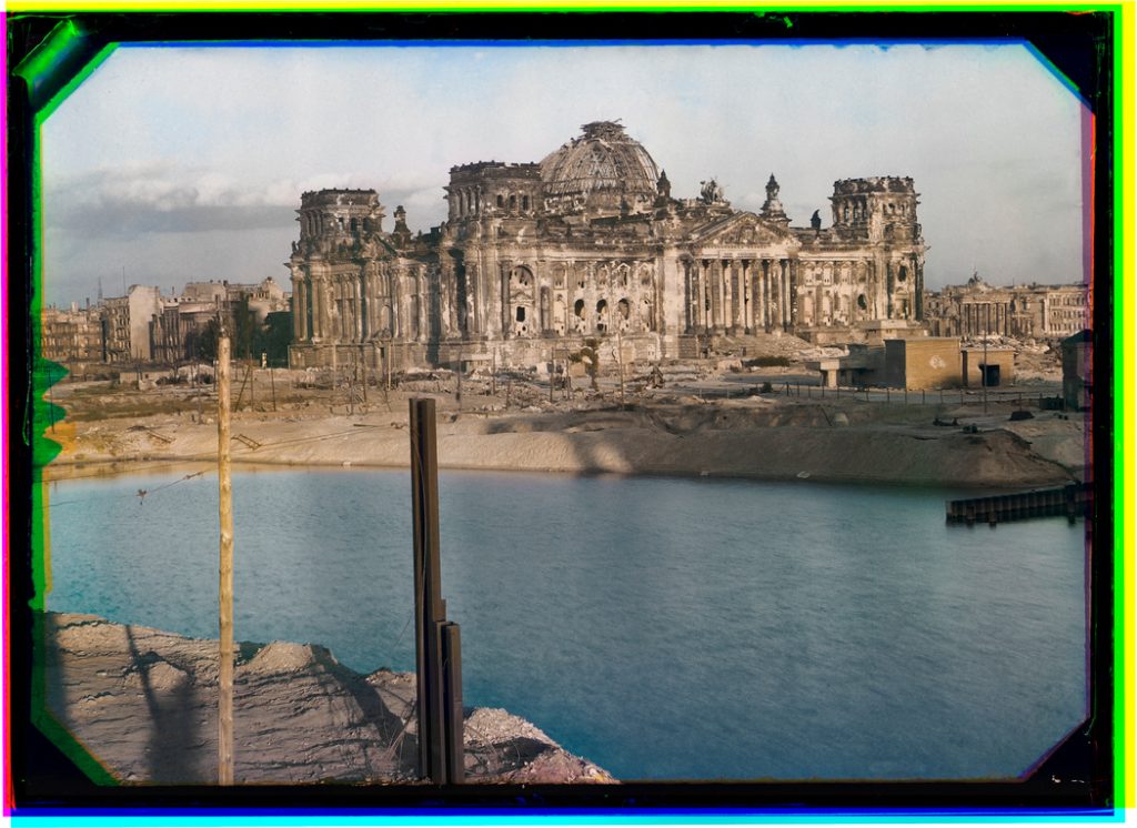 Werner Bischof, Il Reichstag, Berlino, 1946. (© Werner Bischof Estate / Magnum Photos)