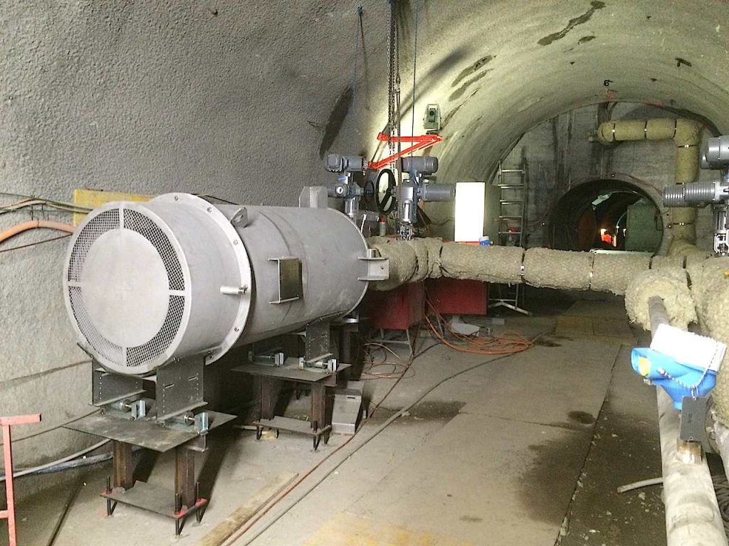 Silenziatore che raffredda e frena il flusso d’aria in uscita durante il processo di scarica della caverna (Foto: ALACAES)