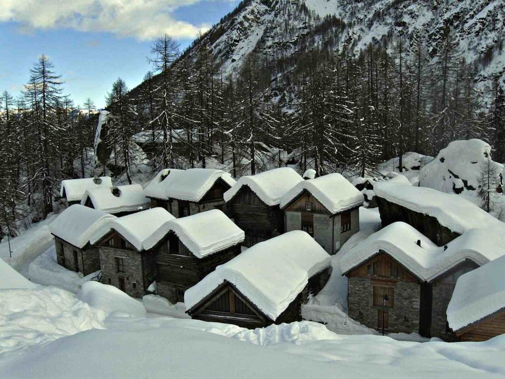 Bosco Gurin gode anche dell’apporto delle residue correnti atlantiche risalenti dal Vallese che tracimano verso est (Franco Pecchio)