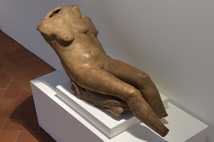 Marino Marini, Frammento, 1930-31, terracotta (Roma, Galleria d'Arte Moderna)