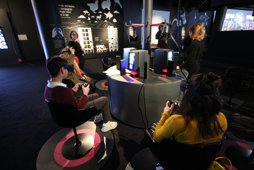 I visori Virtual Reality sono un elemento ormai abituale (A. Savoldelli)