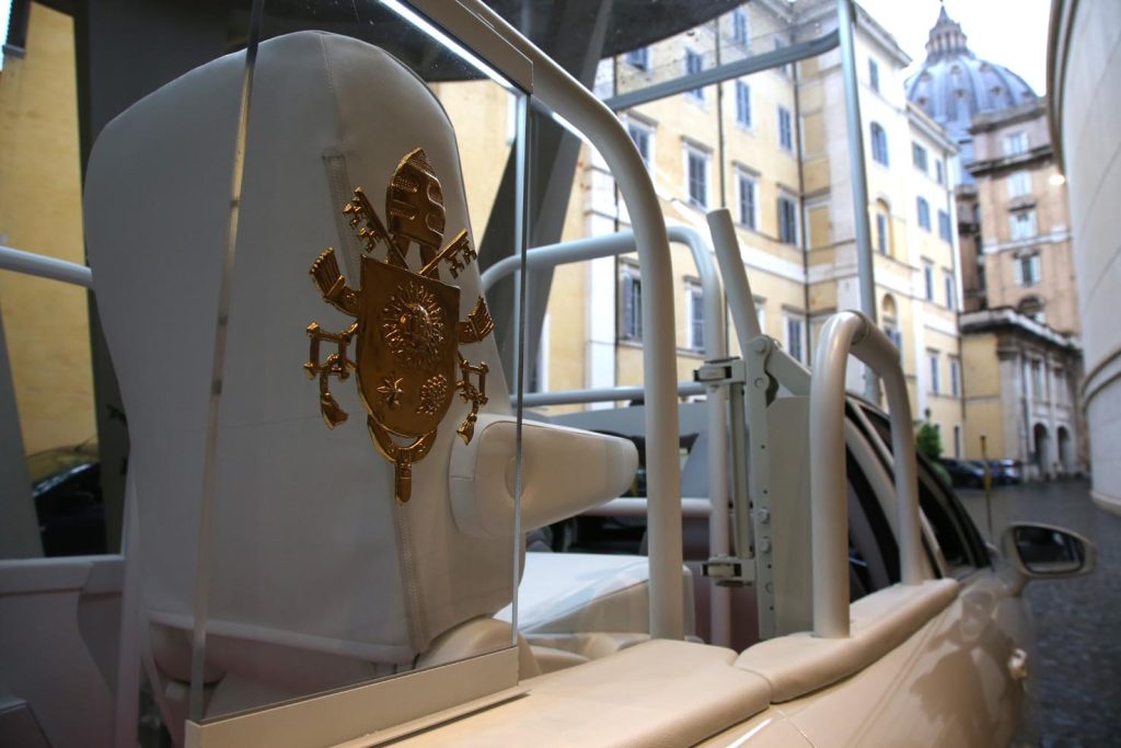 Unico neo? I punti di rifornimento: in Italia ne esiste uno soltanto e si trova a Bolzano, 650 km da Roma; e Mirai ha un’autonomia di «soli» 500 km