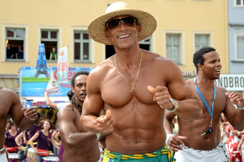 Un danzatore (Sambaco)