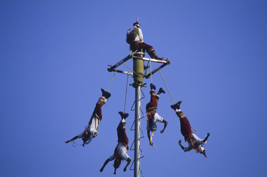 I voladores di Zempoala antica città totonaca vicino a Veracruz