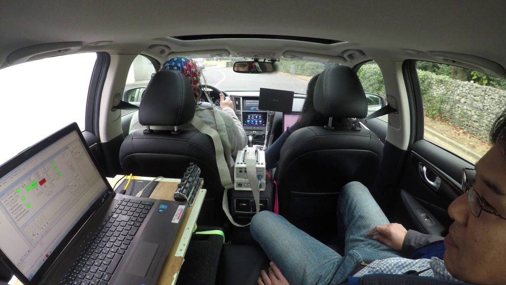Studi di Nissan sulle reazioni di un cervello durante la guida di un’auto