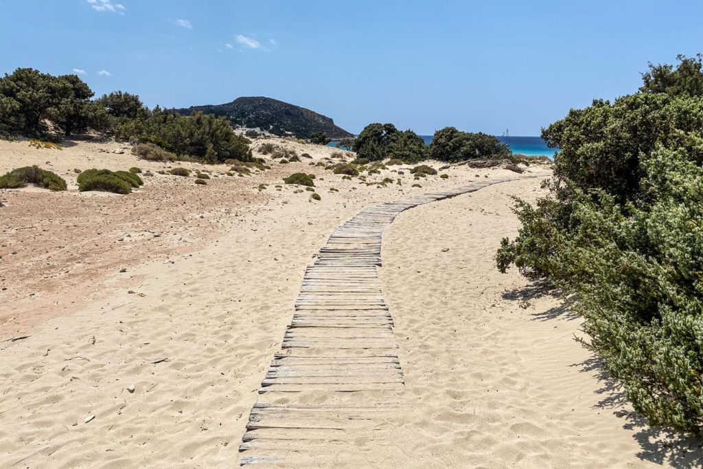 Le dune intorno alla spiaggia di Megalos Simos (Simona Dalla Valle)