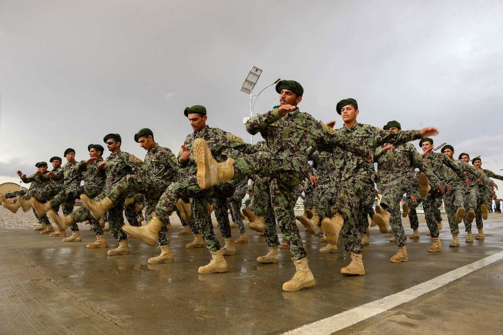 Soldati dell’Afghan National Army durante un’esercitazione nella provincia di Herat (AFP)