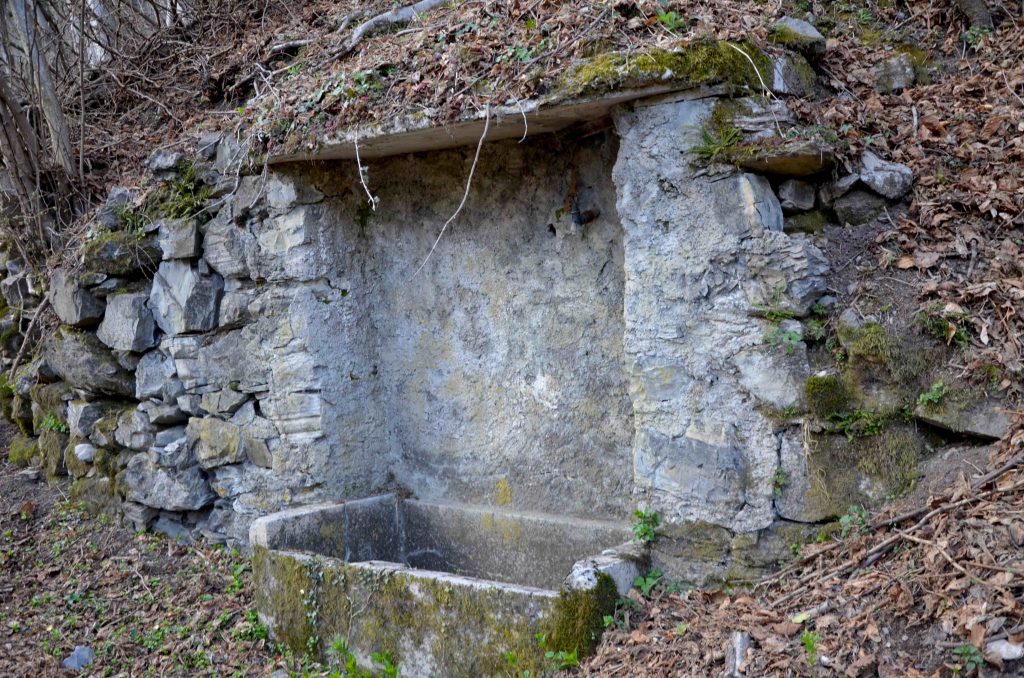 La fontana ormai tace