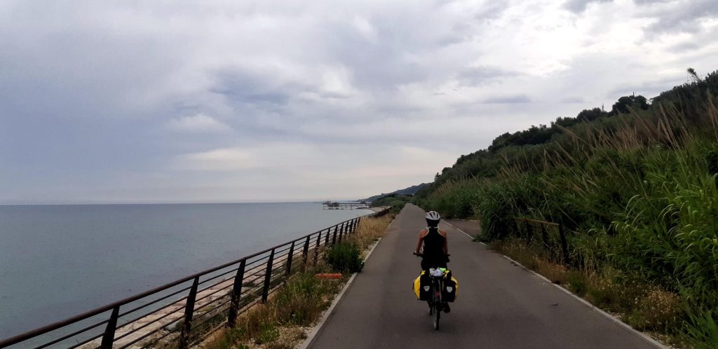 Pedalando sulla Costa dei trabocchi
