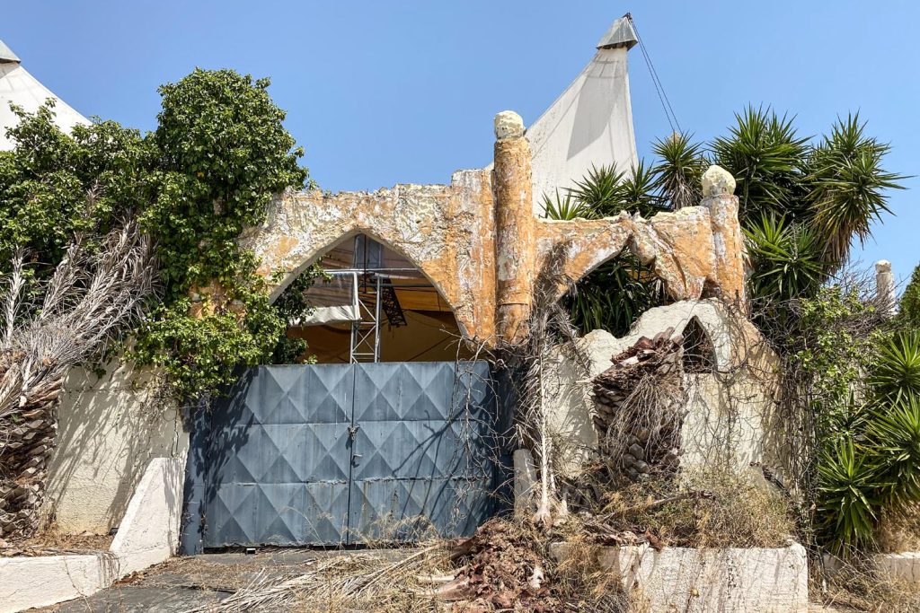 Nafplio, Nea Kios, Yaz Music Hall, ex locale da ballo