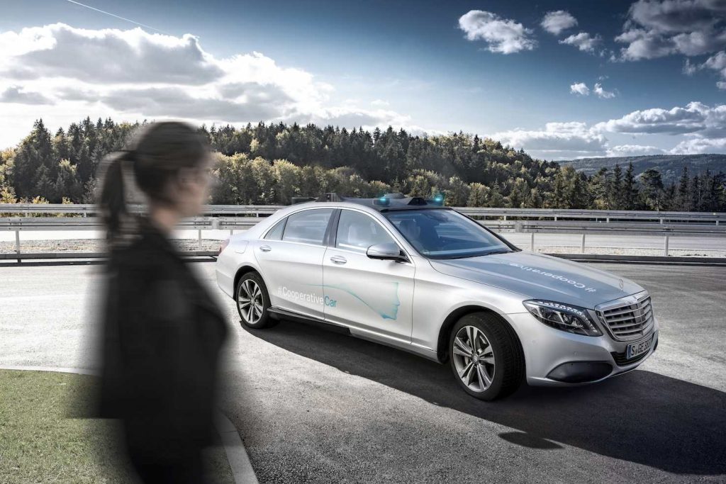 Il prototipo Cooperative Car di Mercedes Benz