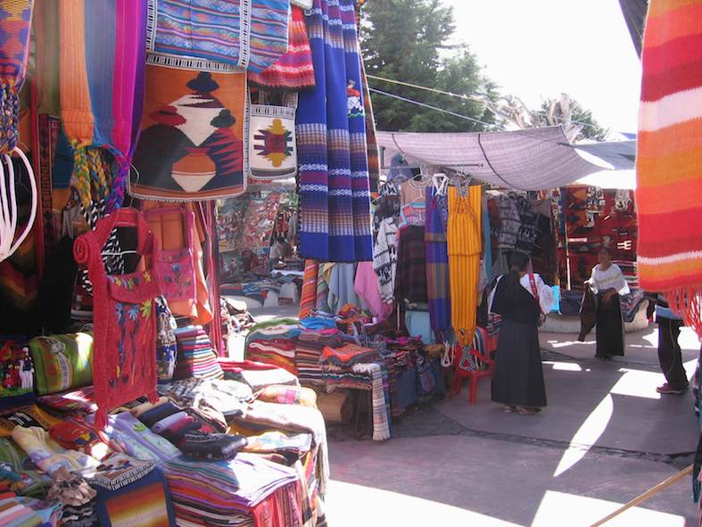 Il mercato di sabato di Otavalo, Ecuador (Sputnikcccp)