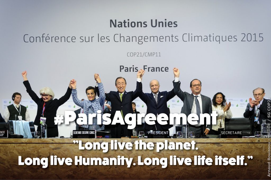 L’accordo di Parigi è stato firmato il 22 aprile 2016, in occasione della Giornata mondiale della Terra, alle Nazioni Unite a New York, da 175 Paesi