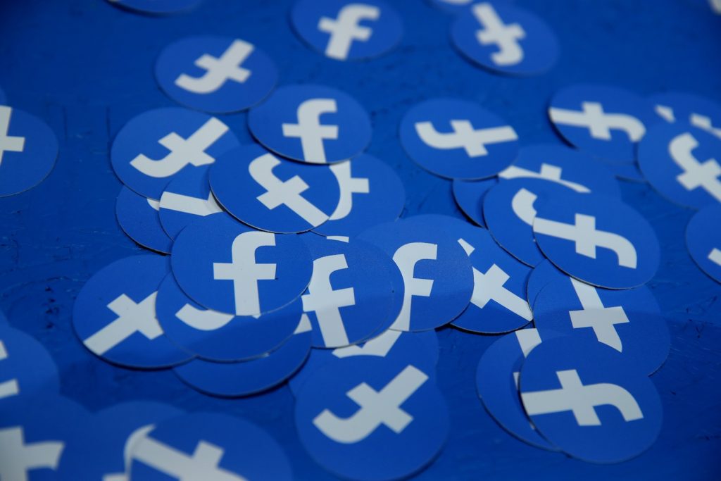 Il gruppo di Mark Zuckerberg, nonistante le recenti accuse, ha deciso di compiere un ulteriore salto di dimensione (AFP)