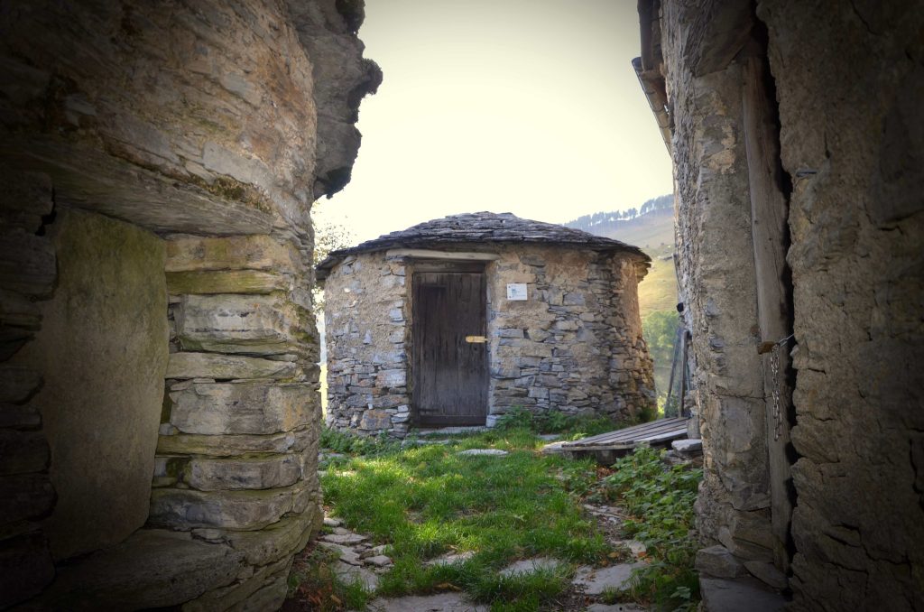 Nevèra a Nadig