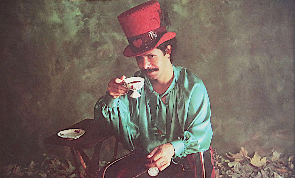 Particolare dalla copertina dell’album Mad Hatter, del 1978
