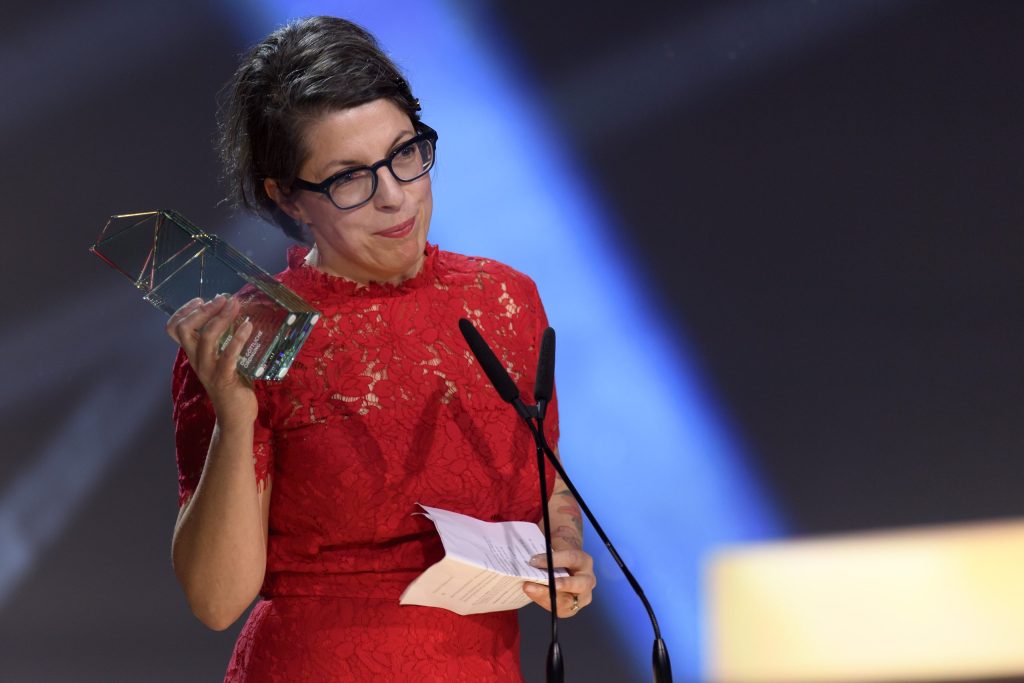 La regista Petra Volpe in marzo ha ricevuto un Quarzo per il suo L’ordine divino, con cui ha trionfato anche al Tribeca Film Festival di NY (Keystone)