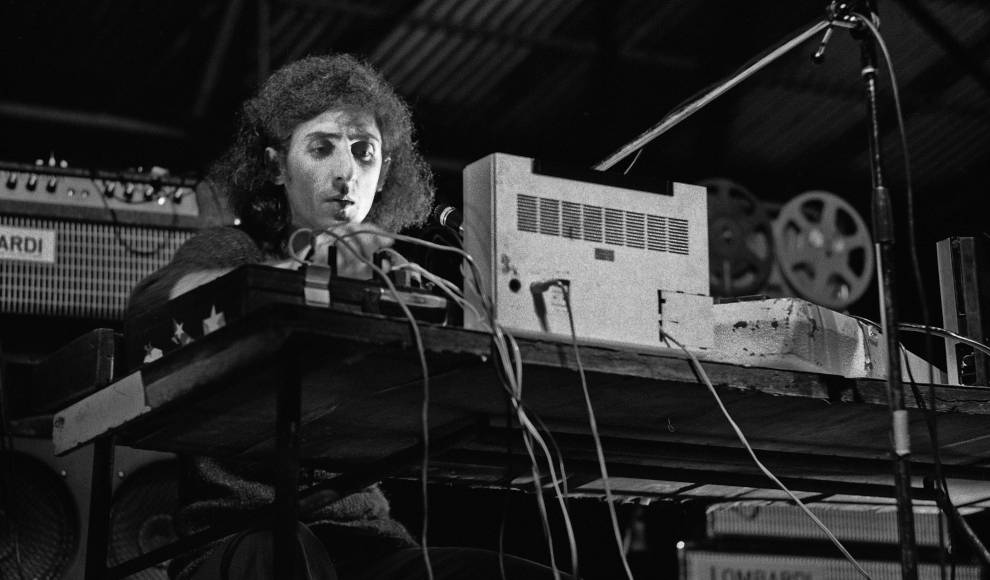 Nell’epoca elettronica: Battiato a Parco Lambro nel 1975 (Franco Cattaneo)