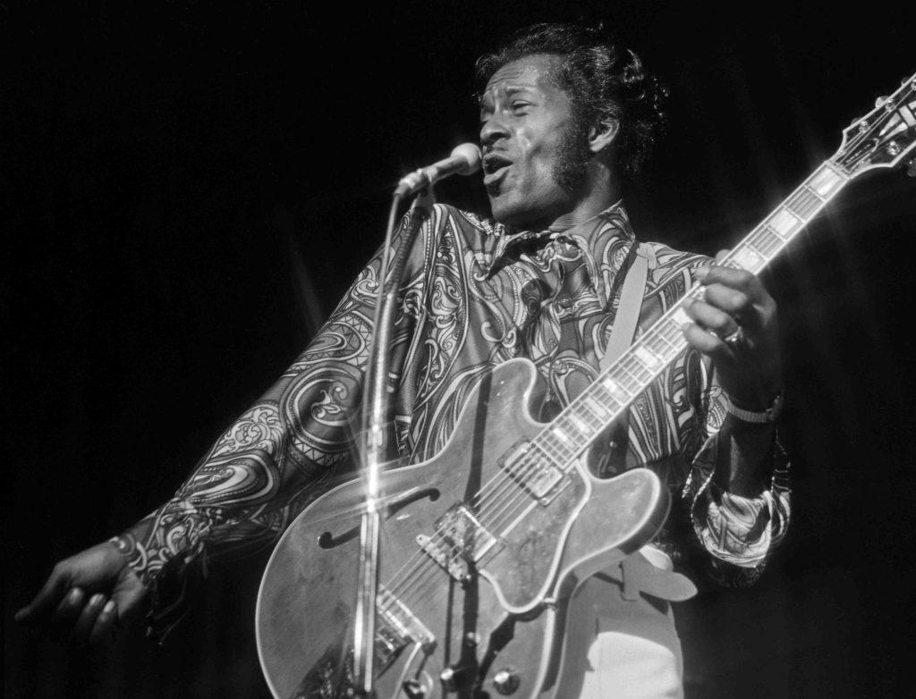 Chuck Berry durante un’esibizione a Las Vegas nel 1972 (Keystone)