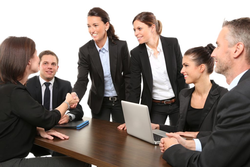 Nella maggior parte dei casi i conflitti tra colleghi nascono a seguito di una comunicazione inefficace (Pixabay)