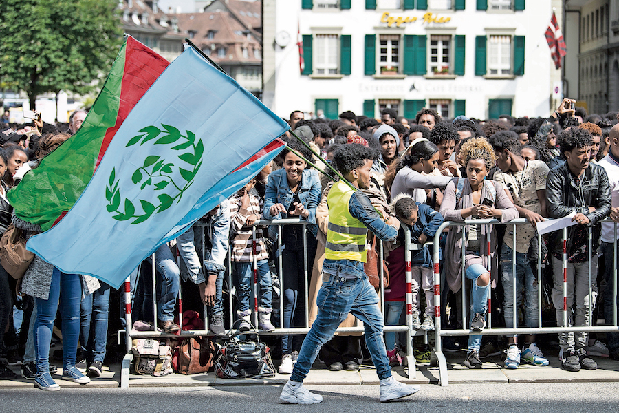 Una manifestazione di rifugiati eritrei a Berna. (Keystone)