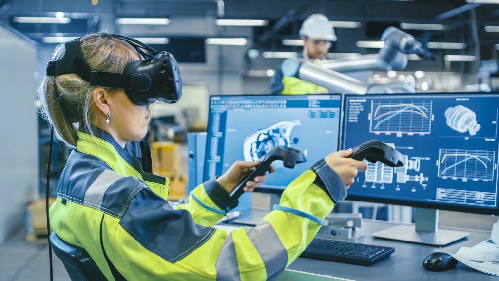 Nella smart factory i prototipi non saranno più prodotti ma elaborati e sperimentati con la realtà aumentata (Shutterstock)