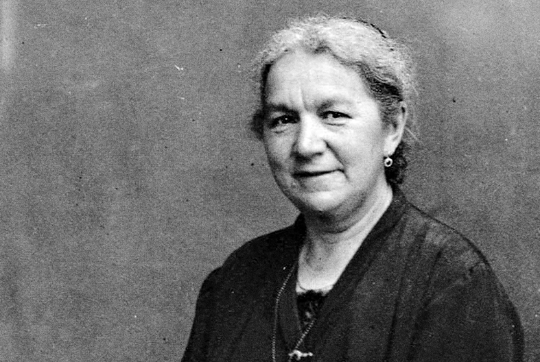 Cora Carloni curava la rubrica femminile al «Giornale del Popolo» (www.archividonneticino.ch)