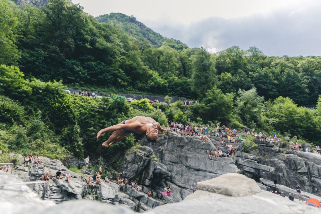 Marco Ghioni durante un tuffo (Jonay Miezal)