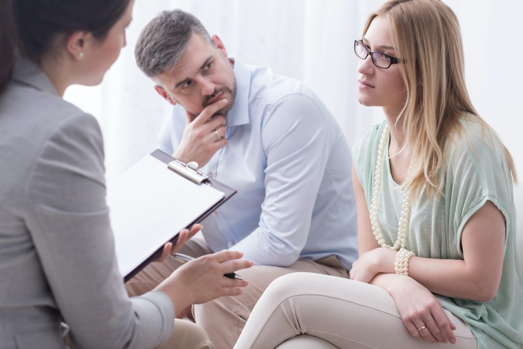 Nel 2020 nei consultori di Mendrisio e Locarno le mediazioni familiari per separazione e divorzio sono state 113 (Shutterstock)