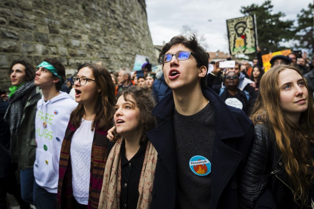 L’unico cantone che concede il voto ai sedicenni è Glarona ma la questione è aperta anche perché in Svizzera l’età media dei votanti è di 57 anni (Keystone)