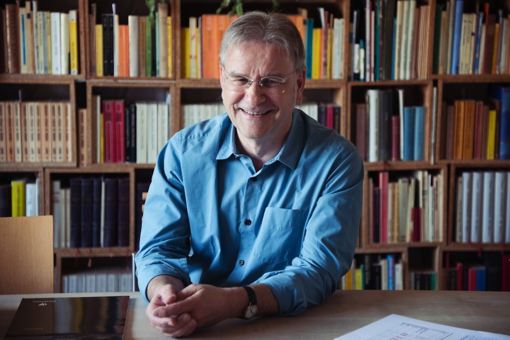 Il politologo Werner Seitz è stato responsabile del settore «Politica, Cultura e Media» dell’Ufficio federale di statistica (Angela van Diggelen)