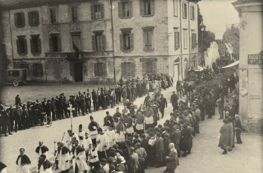 I funerali delle vittime a Bellinzona (per gentile concessione dei nipoti di Attilio De Gottardi)