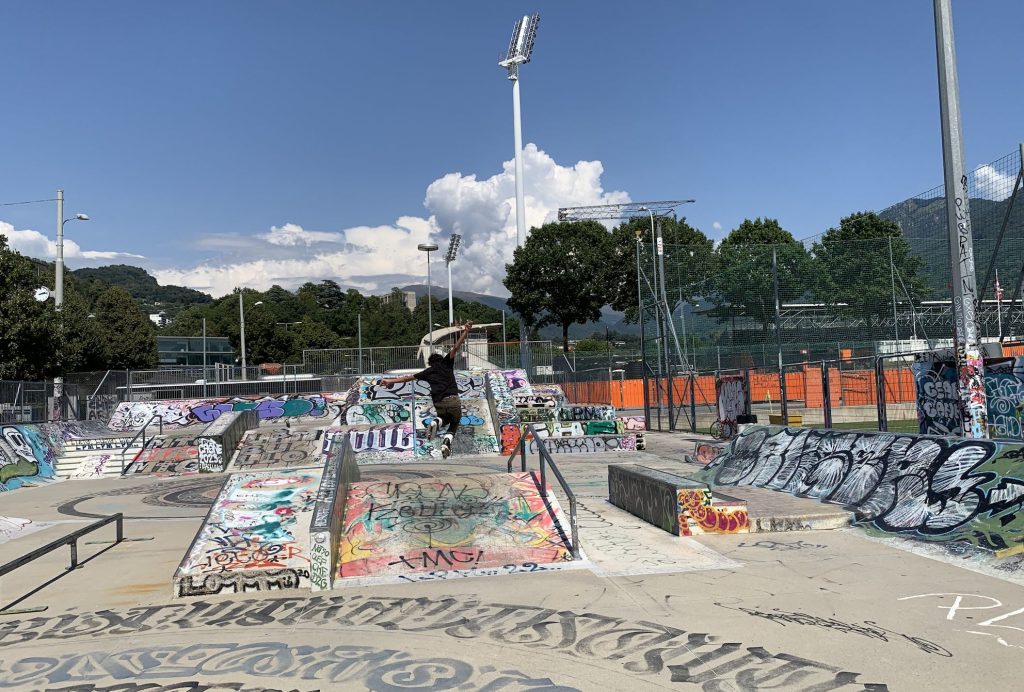 Lo Skate Park di Lugano Cornaredo è il più vecchio e grande del Ticino, vi è nata anche la prima Skateboard School (Foto Azione)