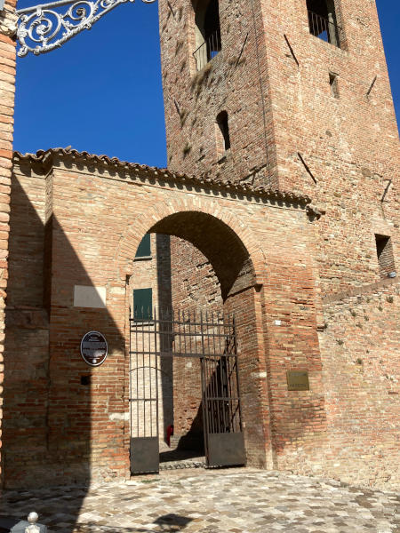 L'entrata del Castello