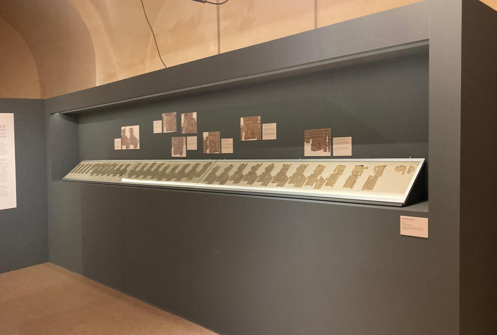Il rotolo con il Libro dei morti (U. Wolf)
