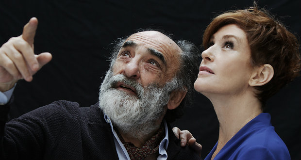 Alessandro Haber e Lucrezia Lante della Rovere sono i protagonisti della pièce (teatromanzoni.it)