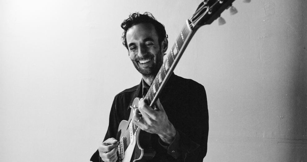 Julian Lage, a Lugano il 15 novembre (A. Gafkjin)