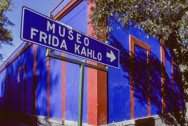 Coyoacín: la Casa Blu fu la casa dal 1929 al 1945 della pittrice messicana Frida Kalho, moglie di Diego Rivera