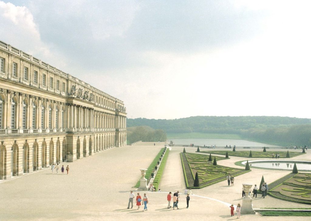 Luigi Ghirri, Versailles, 1985  (@ Eredi Luigi Ghirri)