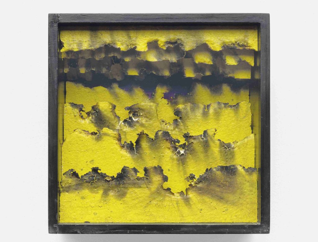 I. Lüscher, Inbox, 1968-1969, gouache e pittura a emulsione su polistirolo (Collezione artista; Foto: C. Filippini © Ingeborg Lüscher, 2024, ProLitteris, ZH)
