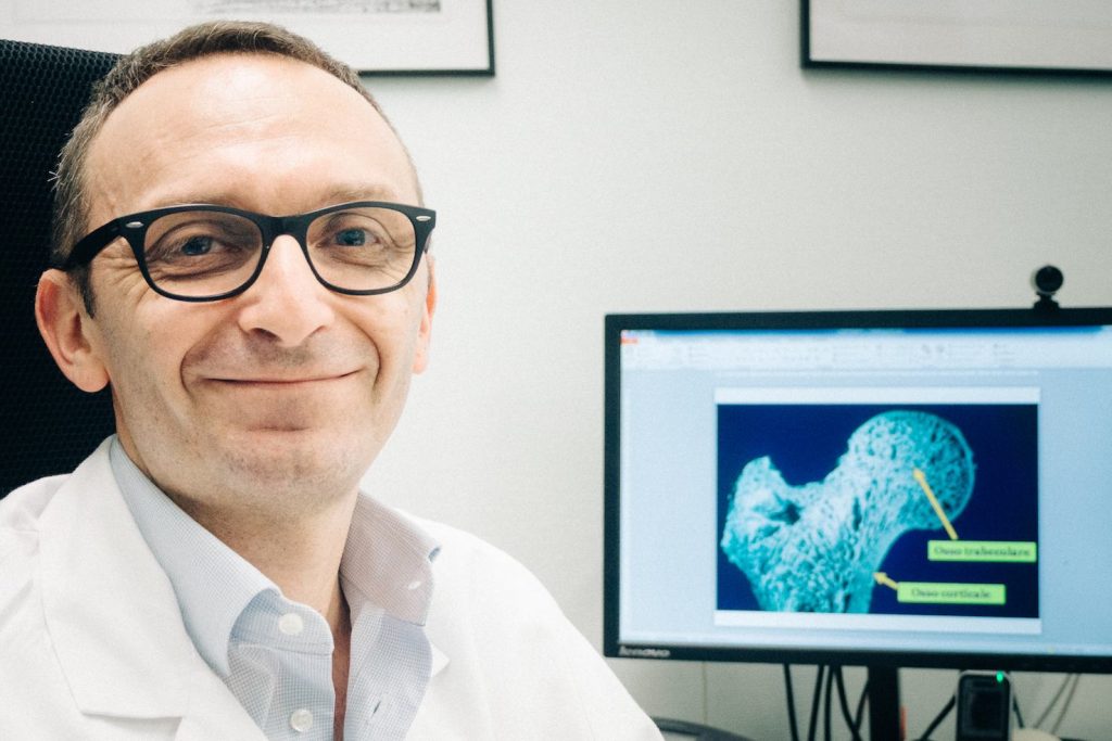 L’endocrinologo capoclinica di Medicina Nucleare dell’Eoc dottor Pierpaolo Trimboli (Vincenzo Cammarata)