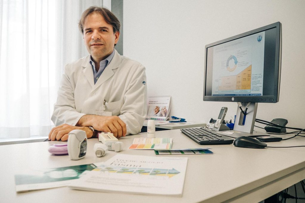 Il dottor Andrea Azzola, caposervizio di pneumologia dell’Ospedale Regionale di Lugano (Vincenzo Cammarata)