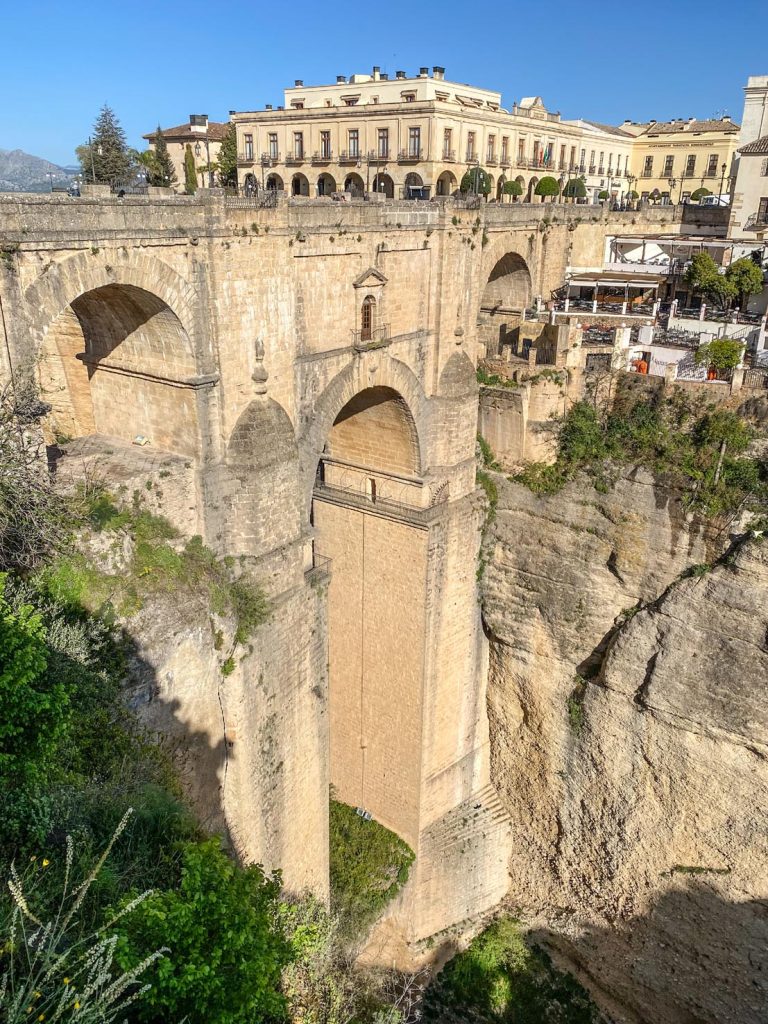 Il Puente Nuevo in tutto il suo splendore