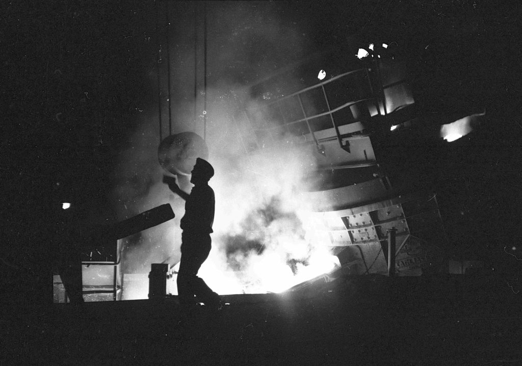 Le fotografie pubblicate nel libro sono state scattate nel 1963 da due ragazzi del ginnasio di Lugano per l’Expo 64 (Claudio Abächerli e Gianni Corridori).