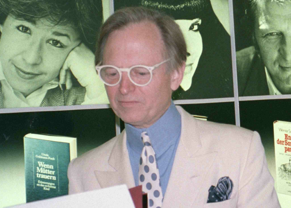 L'inconfondibile scrittore statunitenste Tom Wolfe, classe 1931 (wikimedia)
