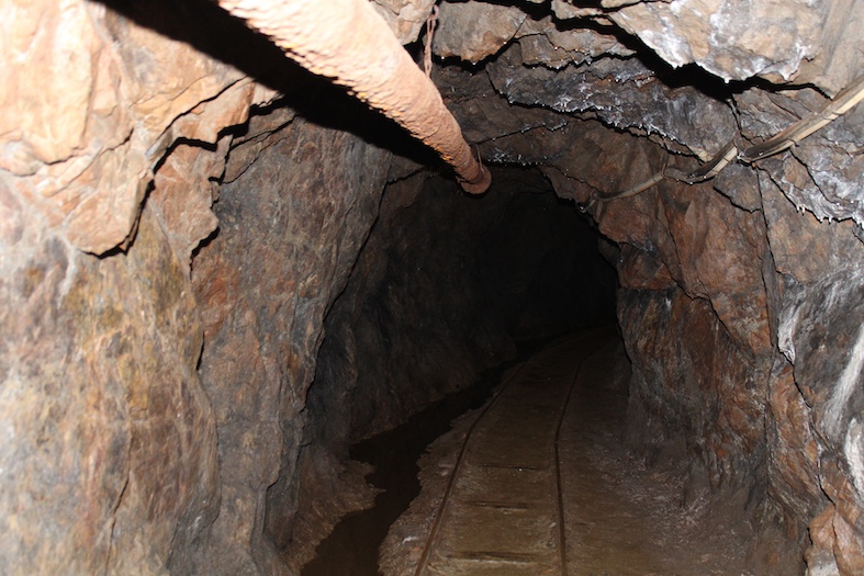 Alcuni scorci della Miniera La Costa di Sessa.