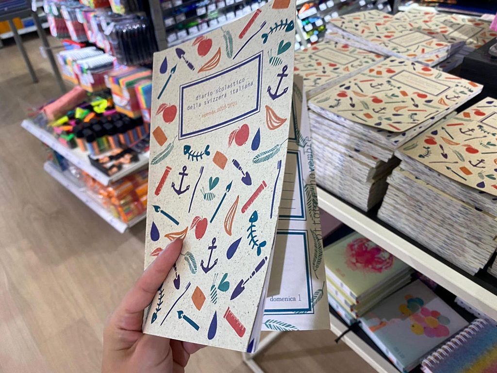 La pubblicazione contempla 168 pagine a colori, con 60 citazioni e 60 collegamenti a siti informativi molto utili Ksenja Mazzi)