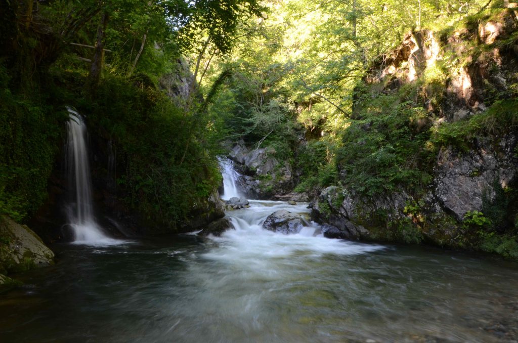 La cascata del Maglio ad Aaranno